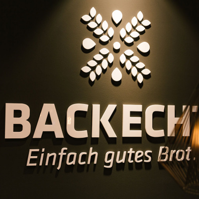 Backecht Logo Acryl